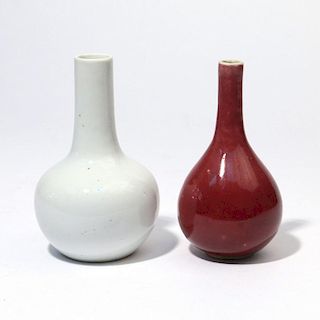 (2pc) SMALL CHINESE MONOCHROMATIC VASES