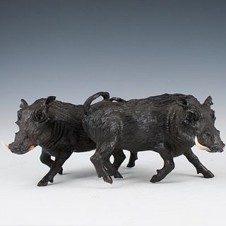 Continental Carved Wooden Boars