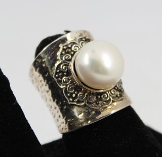 Sterling Silver Ring with Cultured Pearl