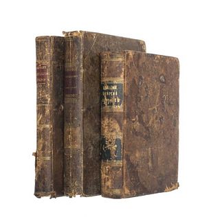 Lote de 3 libros del Siglo XIX sobre Derecho. Devoti, Joannis / Cavallario, Dominico. Madrid: 1801, 1821 y 1847.