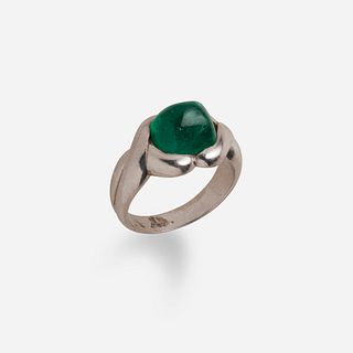 Late Art Deco cabochon emerald ring