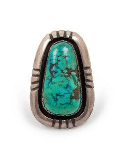 Julian Lovato
(KEWA, b. 1922)
Sterling Silver and Turquoise Ring