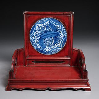 Japanese Classical red lacquer tabletop stand