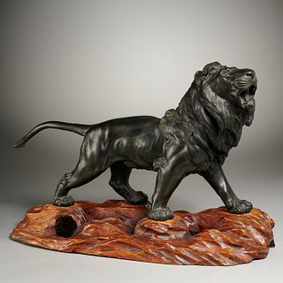 Large Japanese Meiji bronze lion