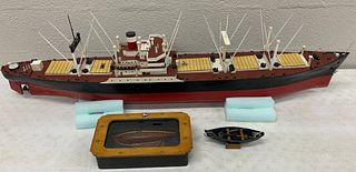 Wood Model Boat Assortment