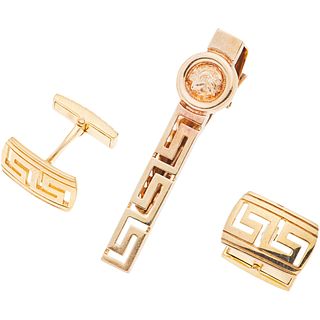 TIE CLIP AND CUFF LINKS SET. 14K YELLOW GOLD