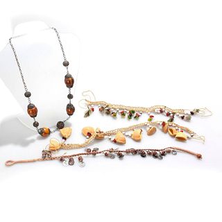 4 AFRICAN NECKLACES WITH STONES, BEADS, SHELLS