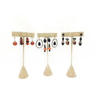 SIX PAIRS OF BEADED EARRINGS, SILVER AND GOLD TONED