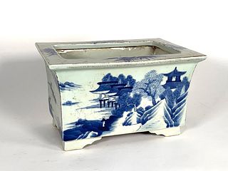 Chinese Qing Style Blue and White Porcelain Planter