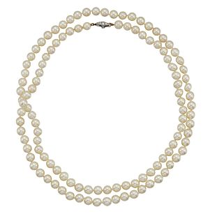 A CULTURED PEARL NECKLACE WITH A DIAMOND-SET CLASP