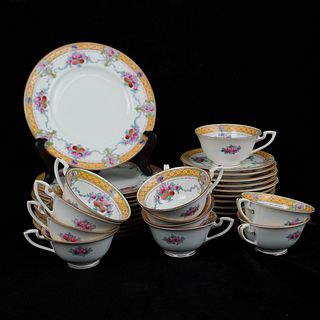 (34 Pc) Marlowe Royal Worcester Porcelain Tea Set