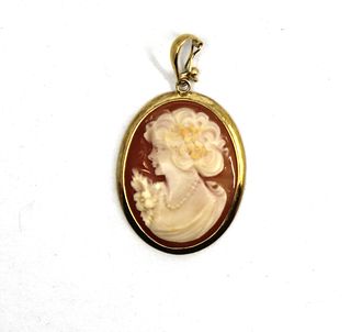 14K Yellow Gold Frame Carved Shell Cameo Pendant