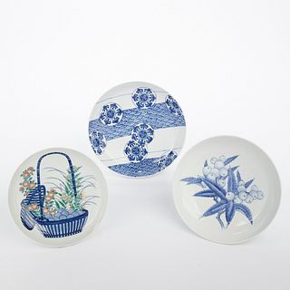 Grp: 3 Japanese Nabeshima Porcelain Bowls