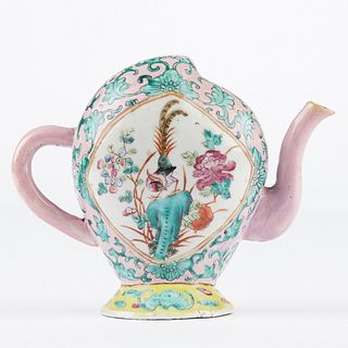 19th c. Chinese Export Porcelain Cadogan Teapot - Trick