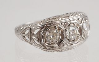 18k Gold Art Deco Diamond Ring