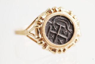 14k Gold Ring w Byzantine Coin