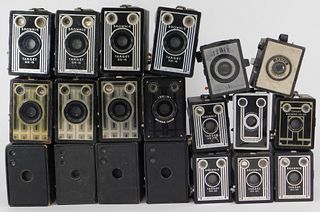 Lot of 20 Box Cameras #5