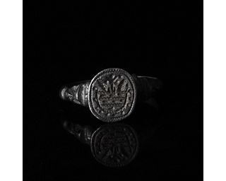 MEDIEVAL SILVER RING WITH SEA AND SERPENT ON BEZEL