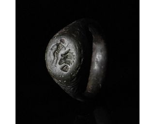 RARE MEDIEVAL PAGAN RING WITH CULT SCENE