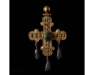 BYZANTINE GOLD CROSS WITH EMERALD AND AMETHYSTS