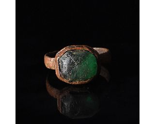 MEDIEVAL BRONZE RING WITH GLASS INSET