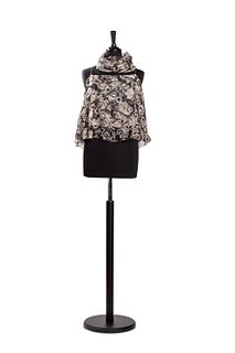 Chanel - Top with fluid collar