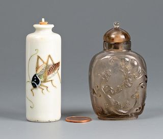 2 Chinese snuff bottles