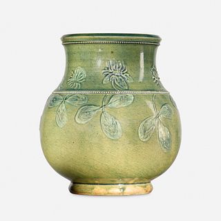 Linna Irelan for Roblin Pottery, vase with clover