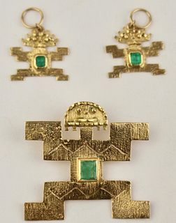 18K Gold and Emerald Pendant and Earrings