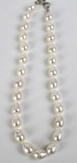 Cultured Pearl Choker Necklace
