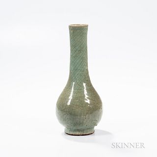 Longquan-style Crackled Celadon-glazed Bottle Vase