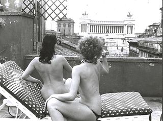 Anonimo - Edwige Fenech and Lia Tanzi in "La villeggiante", years 1970