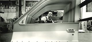 Mauro Raffini (1946)  - Lavorazione pannelli porta di automobili, Rivalta, 1996