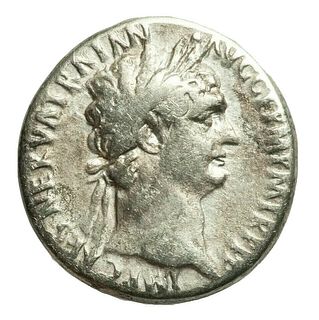 Trajan (AD 98-117). AR cistophorus (26mm, 9.62 gm, 7h).
