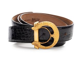 18 Karat Yellow Gold Belt Buckle and Belt