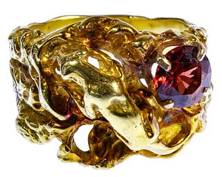 18k Gold and Ruby Figural Ring