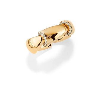 Vhernier - A 18K yellow gold and diamond ring, Vhernier, with box