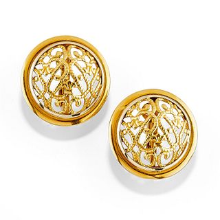 A 18K yellow gold earclips
