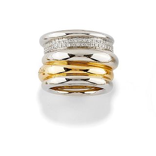 Pomellato - A 18K two-color gold and diamond ring, Pomellato, with box