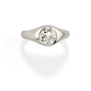 A 18K white gold and diamond man's ring
