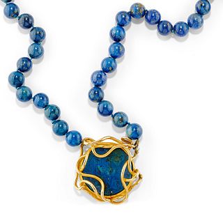 A 18K yellow gold and lapislazuli necklace, defects