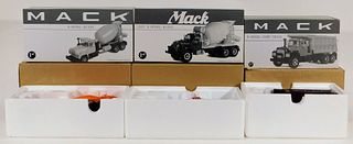 3 First Gear 1:34 Scale Diecast Cement Mixer Group