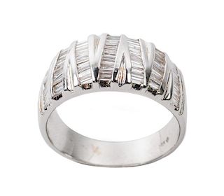 Ladies Modern 14k White Gold & Diamond Ring