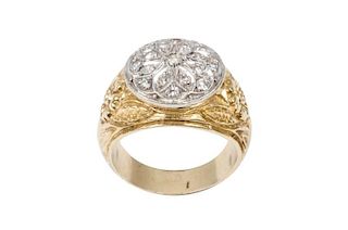 18k Gold Two Tone Diamond Ring w/Engraved Shank