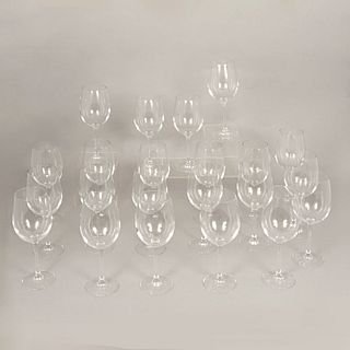 Lot of 22 glasses. France. 20th century. Arcoroc.