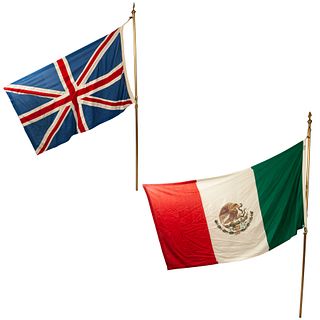 Lot of 2 flags. Mexico and UK. 20th century. Made of fabric. With brass masts. 62.9 x 35.4" (160 x 90 cm)