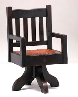 Roycroft Oak Swivel Chair c1910