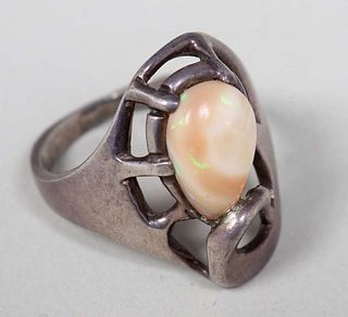 Mexican Arts & Crafts Sterling Silver Ring c1930s