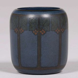 Marblehead Pottery Decorated Vase c1910