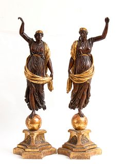 ITALIAN NEOCLASSIC MANIFACTURING - Couple of sculptures depicting Venus on a globe